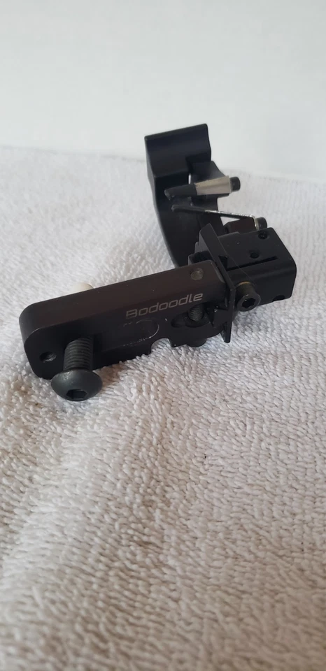 Bodoodle Switchblade Hunter Left Hand Arrow Rest Prong Shoot Through Duo Contain - Image 3 of 4