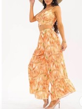 0216. Two Piece Wide-Leg Crop Top and Wide Leg in Peach Palm Print Pant Set