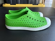 Native   Jefferson Green Slip On Shoes Kids Junior Size J4 New