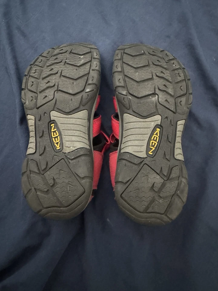 Keen Newport H2 Sandalia de Senderismo Zapato de Agua Niño Niña Talla 5 Rojo 1012318 Mujer 6.5 Foto 3 de 4