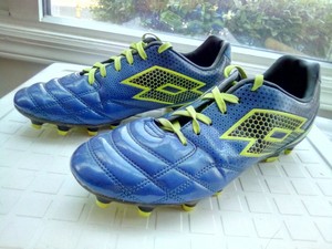 mens lotto football boots