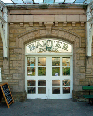 Photo 6x4 Alnwick station, now Barter Books (1) This is the main entrance c2009