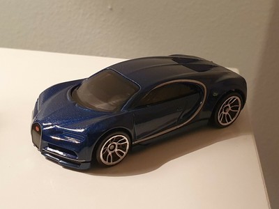 Hot wheels bugatti chiron