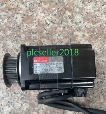 1Pc used   servo motor P50B05010DXS20 *vv