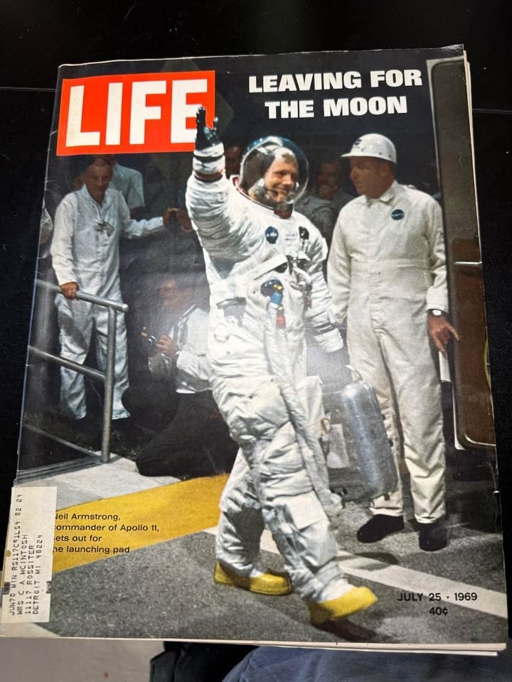 1969 LIFE Magazine “Leaving for the Moon” special edition