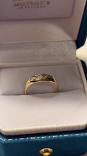 18ct Gold and Diamond Ring - 5 Diamonds, Fully Hallmarked 18K
