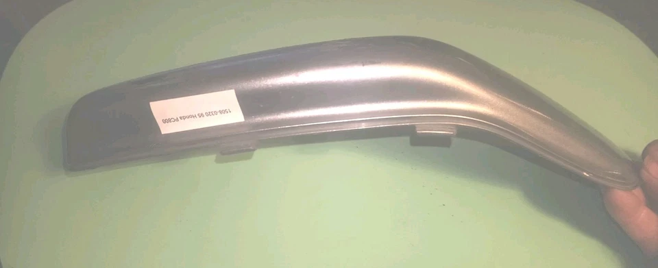 Protector maletero izquierdo honda pc800 pieza original usada 1994, Foto 3 de 4