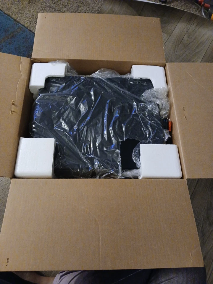 NEW Teac PD-D5691 Multi Disc 5 CD Player NOS in Box with Remote & Manual Brand - Image 2 of 4