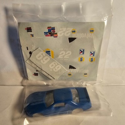 SCM/STOCK CAR MINIATURES - #22 OR 69 NAPA - RICK MAST - DRIVER - 1:64th KIT