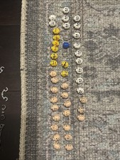 LEGO Minifigure Heads Lot   40x Mixed Expressions   Yellow  Flesh   As Is