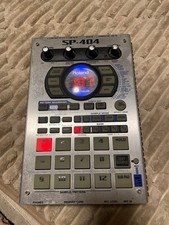 Roland SP-404 campionatore di potenza portatile argento con scheda CF testato e funzionante usato