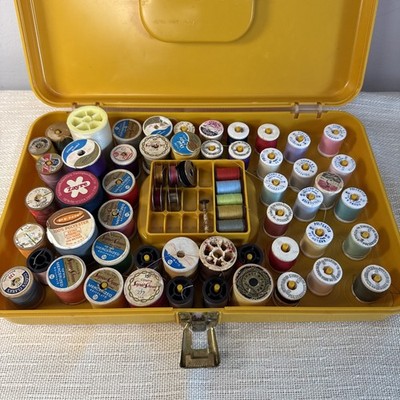 Vintage Plastic WIL-HOLD HARVEST GOLD Sewing Thread Box Caddy  Spools & Thread