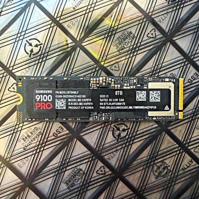 Samsung 9100 PRO 8TB M.2 NVMe PCIe 5.0 x4 Internal SSD MZ-VAP8T0