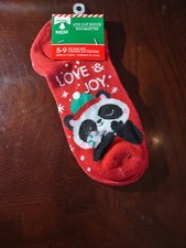 Love  Joy Christmas Socks Size 5-9