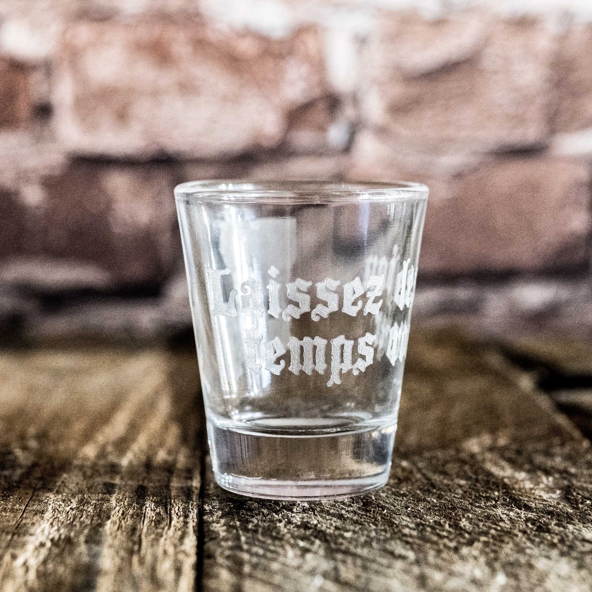 2oz Laissez les bons temps rouler Shot glass 2oz Laissez les bons temps rouler Shot glass