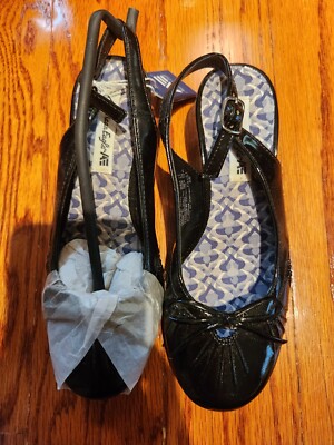 NWT girls shoes