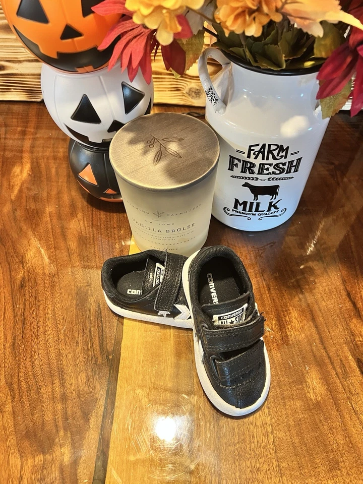 Converse All Stars Black White Baby Crib Shoes Size 5 Toddler - Image 2 of 4