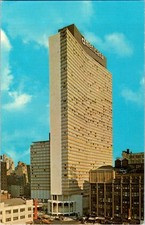 New York NY postcard HOTEL AMERICANA SKYSCRAPER LUXURY HOTEL 50 j/13 BB6760