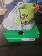 Ugg X Sesame Street Oscar The Grouch Boots toddler size 8