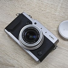 Fujifilm FinePix X30 12.0MP 4x Optical Zoom Compact Digital Camera English