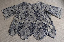 Kindred Womens Size 2X Blue & White Floral 100% Rayon 3/4 Sleeve Shirt 24