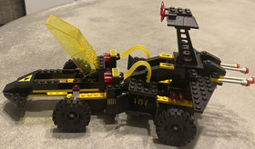 Vintage LEGO Blacktron Space: Battrax (6941)