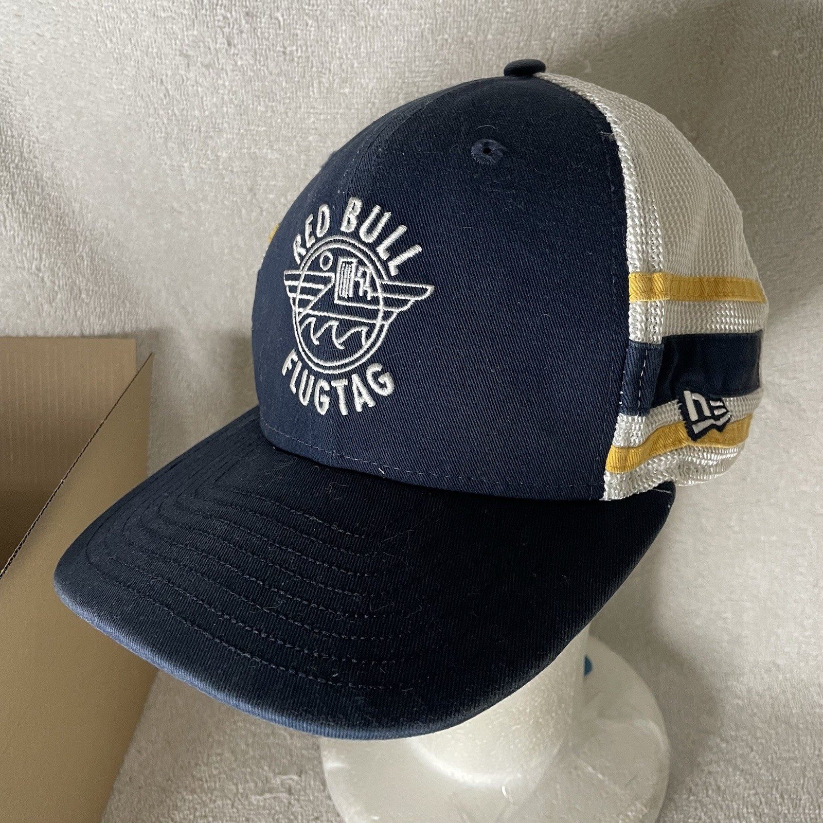 Red Bull Flutag New Era NASH Snapback Trucker Hat Cap Mens Navy