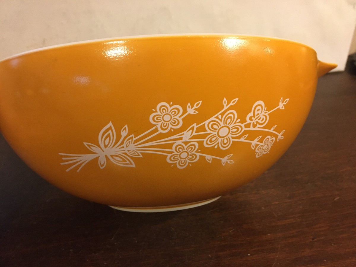Pyrex Large Mixing Bowl, Butterfly Daisy, 444, 4L 22