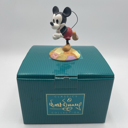 Walt Disney Classics Mickey Mouse On Top of The World Figur Through The Mirror