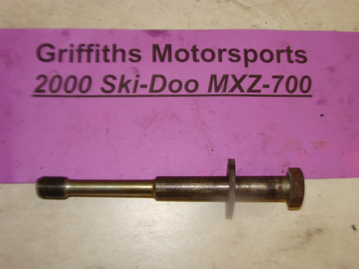 Miei T　0623 2000 SKI DOO MXZ 700 ZX chassis TRA primary clutch bolt