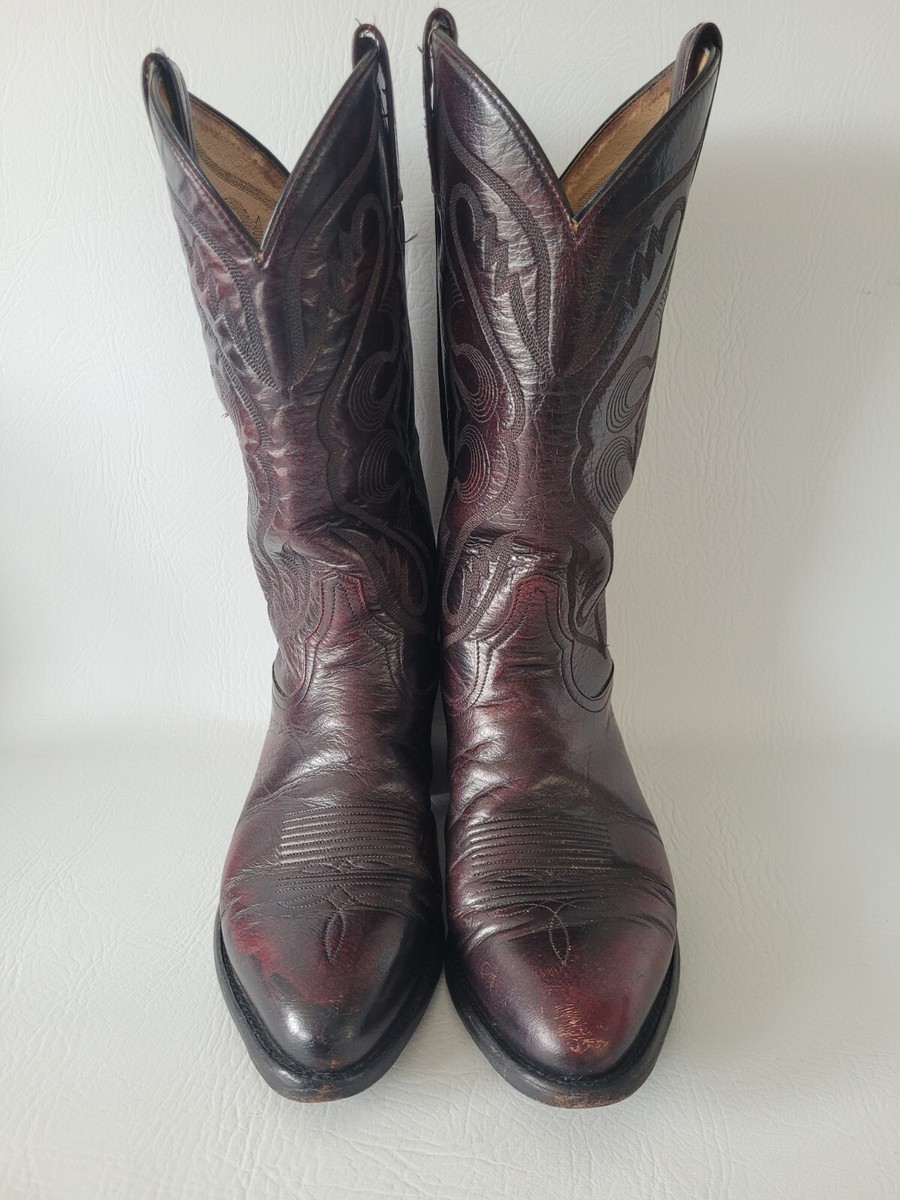 Tony Lama Style 8936 Burgundy Exotic skin boots - size 9 D Tony Lama Style 8936 Burgundy Exotic skin boots - size 9 D  main image 3