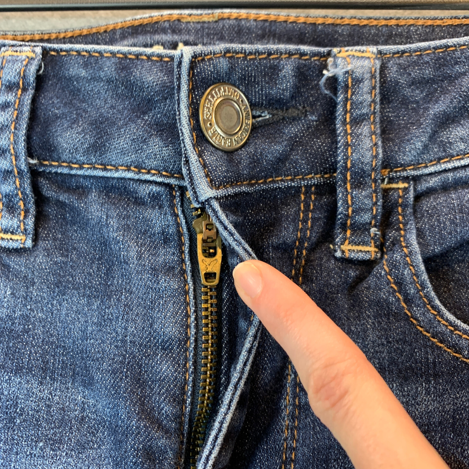 American Eagle Women's Size 2 Short Next Level Stretch Hi-Rise Jegging Blue Jean image 3
