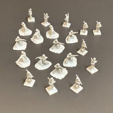 Lot 20 Heroes Monster Miniatures For Dungeons  Dragon D D Figure Board Game T4