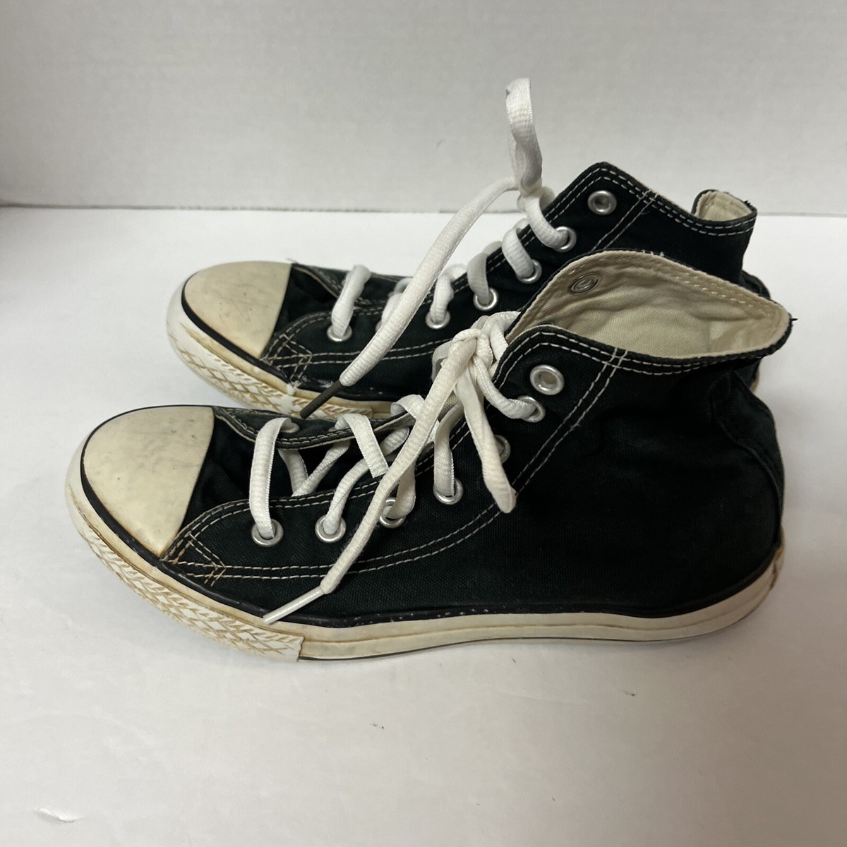 Converse Chuck Taylor All Star Youth Size 3 Black Hi Top