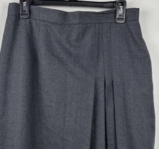 Austin Reed Wool Black Skirt Zip Waist Made In USA Vintage 30” Waist 30” Length