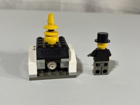 Lego Adventurers: Secret of the Tomb (7409) Box Instructions-ALMOST Complete
