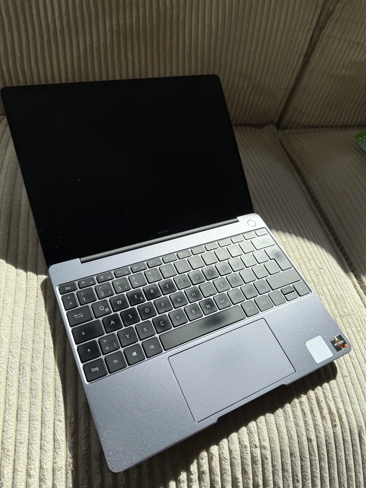 Huawei MateBook 13 2020 | Ryzen 5 3500U | 8GB RAM | 256GB SSD - Bild 3 von 4