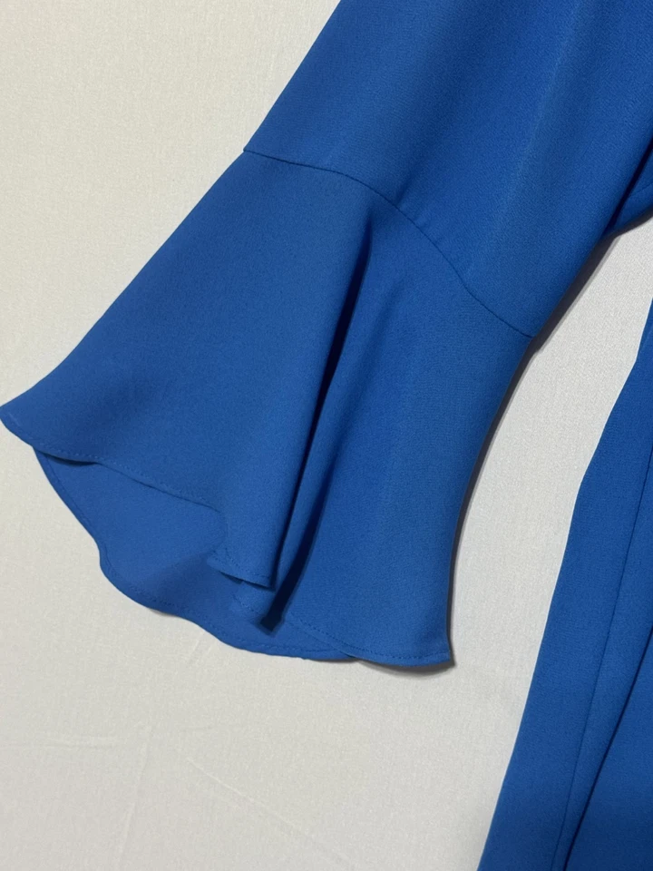 Violet + Claire Blue V-Neck Bell Sleeve Hi-Lo Split Hem Top Blouse Size L Casual - Image 4 of 4