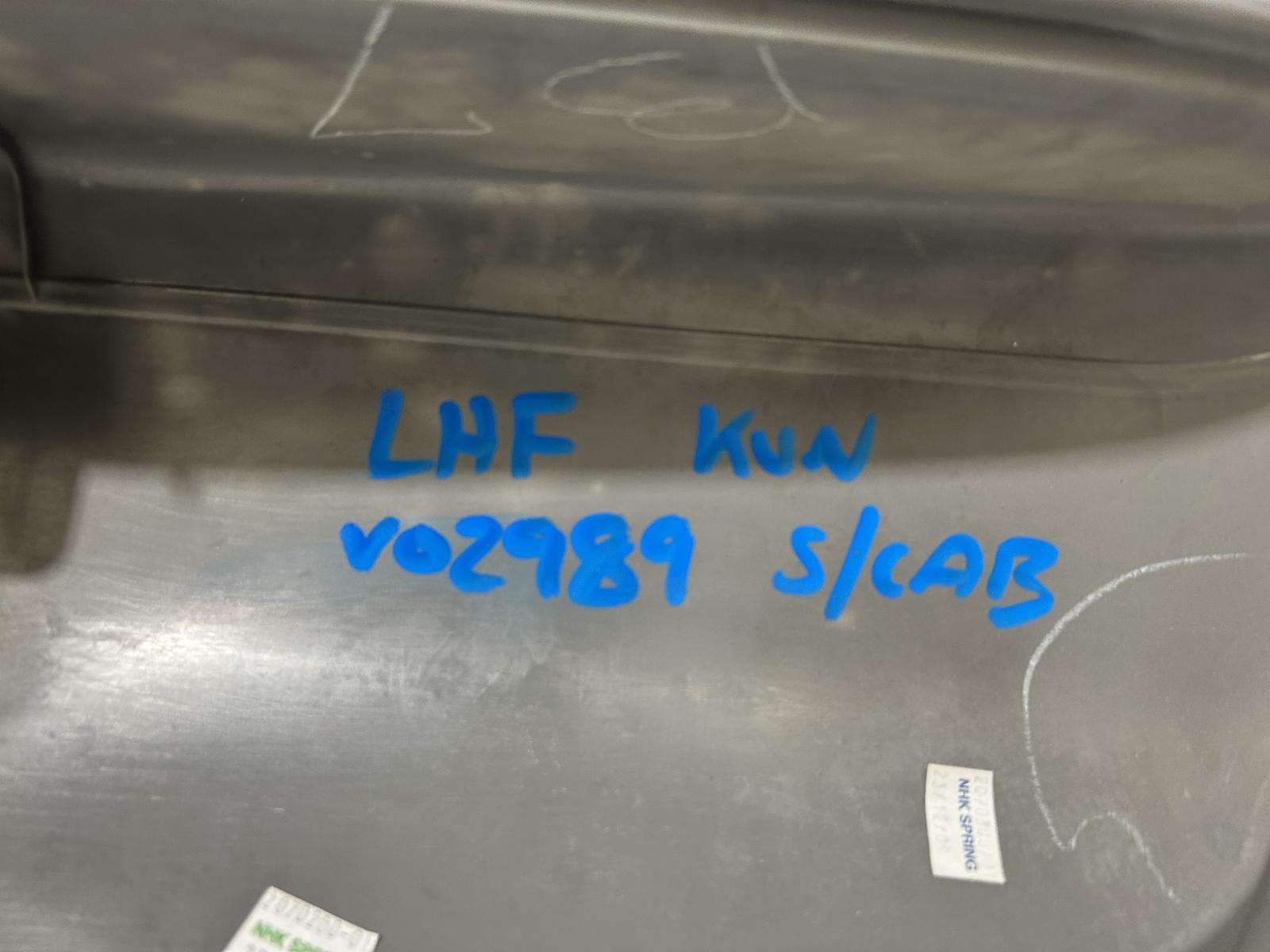 Toyota Hilux Left Front Door Trim with Window Switch GGN15 03/2005-06/2011 - thumbnail 4