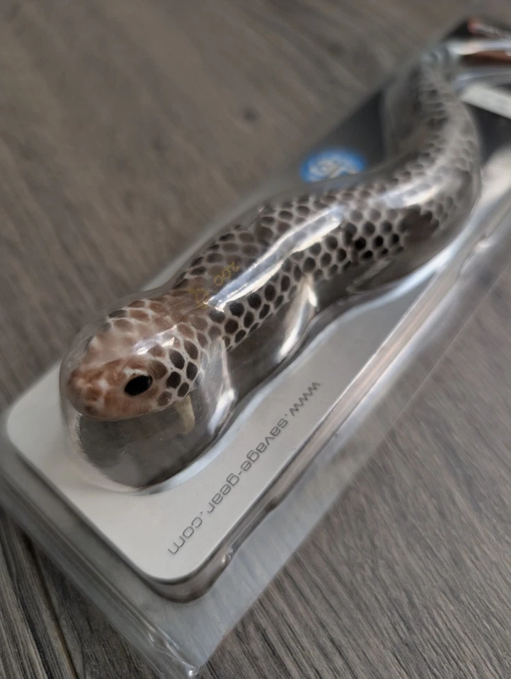 Señuelos Savage Gear 3D serpiente de cascabel 8" nuevos Foto 2 de 4