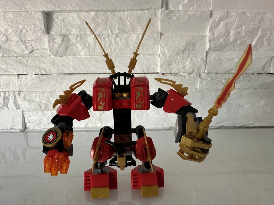 LEGO Ninjago 70500 Kai's Fire Mech, photo 2 sur 5