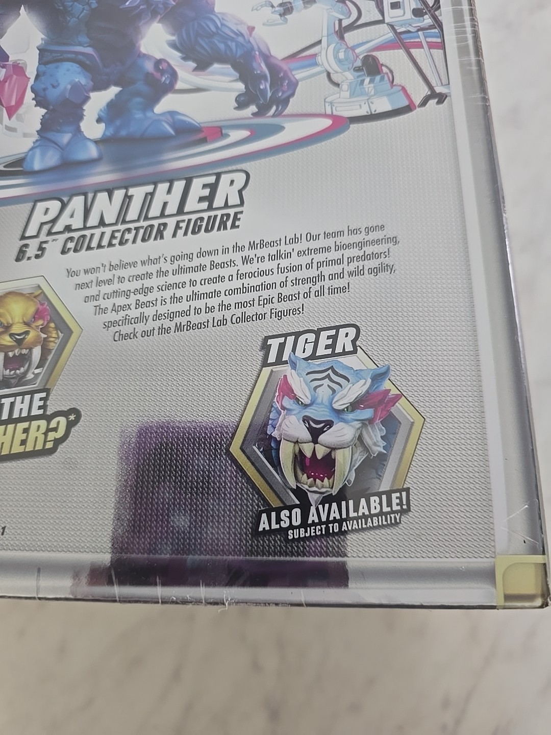 MrBeast Lab Neon Panther Collector Figure thumbnail 6