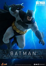 Hot Toys Batman The Dark Knight Returns CMS024 1 6 Figure US seller NEW