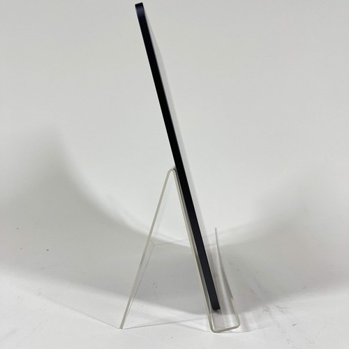 WiFi Only Apple iPad Air 5th Gen 256GB 17.6.1 SPACE GRAY MM9L3LL/A - Afbeelding 4 van 7