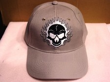FLAMING SKULL FLAMES BASEBALL CAP BEIGE