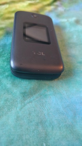 Teléfono Celular TCL Flip Pro 4GB Gris Pizarra MODELO 4056V - Imagen 7 de 13