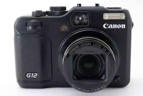 Canon PowerShot G12 10.0 MP Compact Digital Camera - Black - Picture 3 of 9