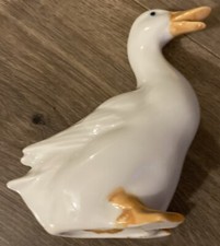 Duck Porcelain/Ceramic White Duck Beak Open Beautiful Figurine 4.5X3.5X2  Vint