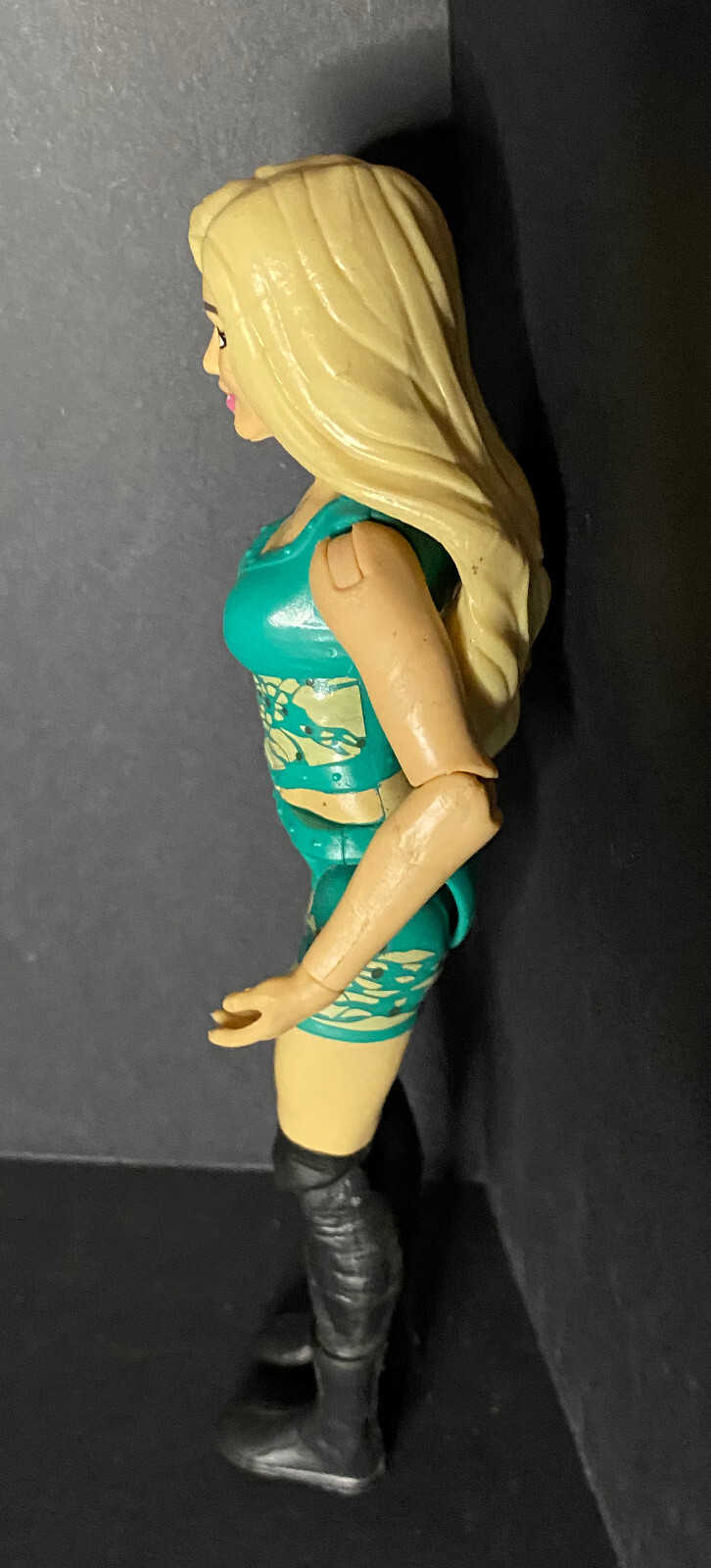 WWE Superstars Ultimate Fan Pack Action Figure Charlotte Flair