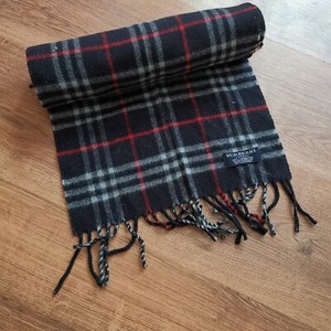 nova check scarf